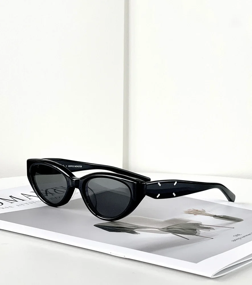 Maison Margiela MM108 01