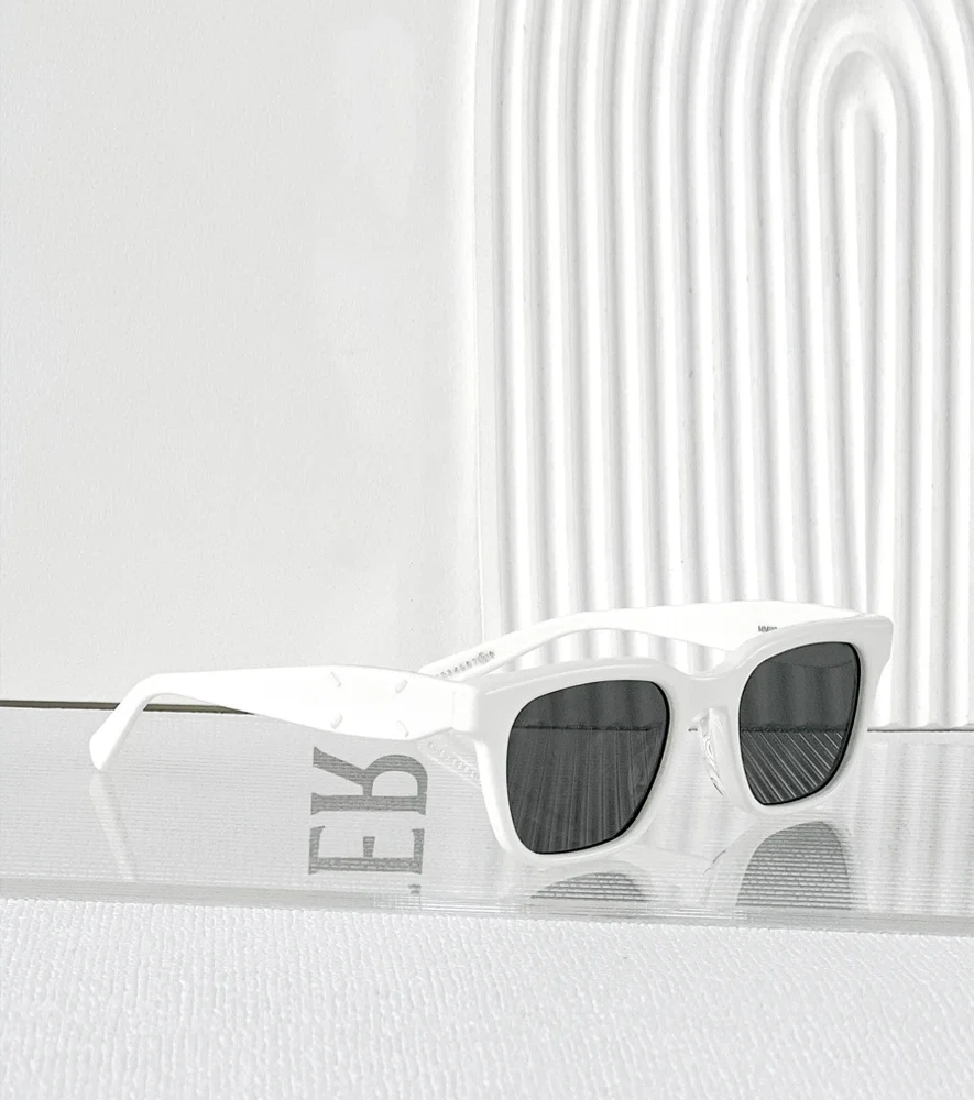 Maison Margiela MM110 W2