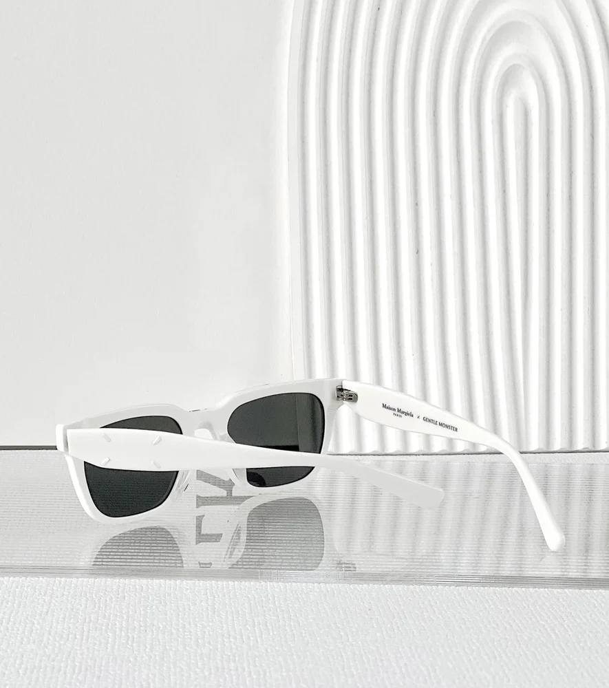 Maison Margiela MM110 W2