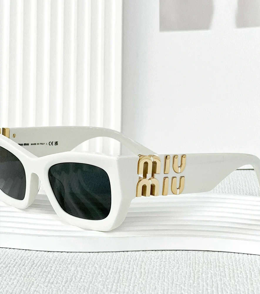 Miu Miu SMU09W Trắng