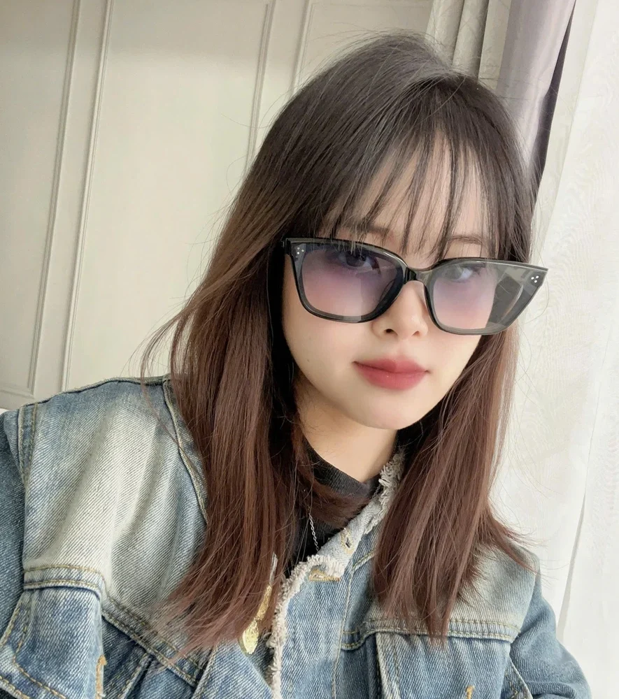Kính Gentle monster Numer 01(BLG)