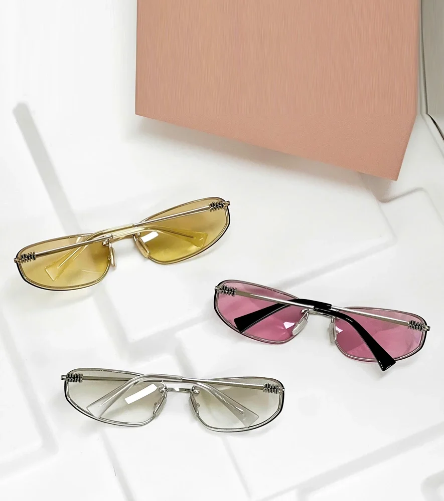 Kính Miu Miu SMUA50