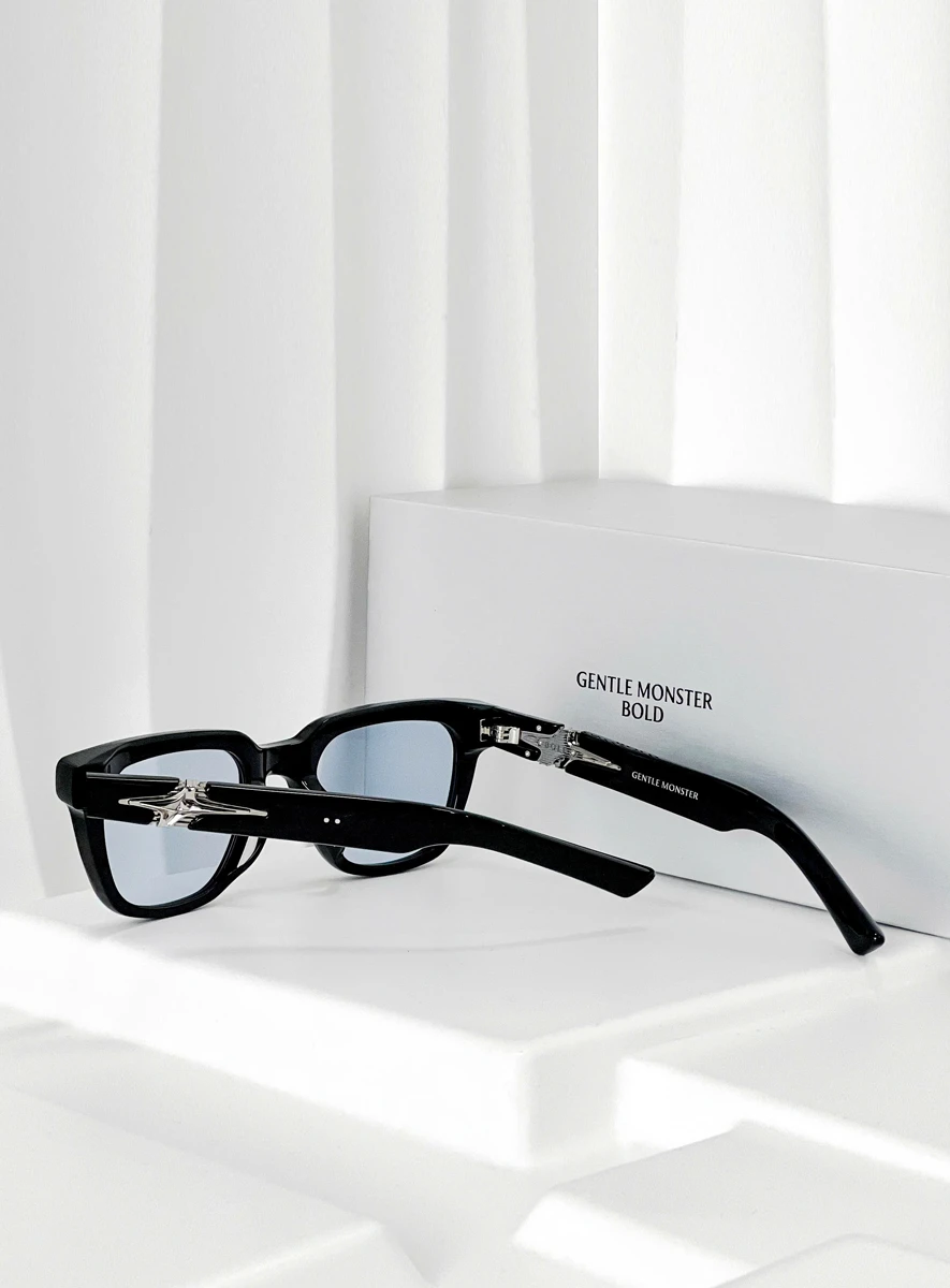 gentle-monster-fata-01bl-11 Kính Gentle Monster Fata 01(BL)
