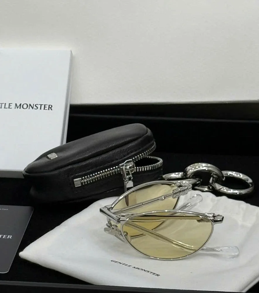 Kính GM Cubit 02(Y) Gấp Gọn 8 Gentle Monster Cubit 02(Y)