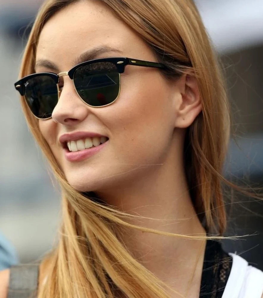 Kính RayBan RB3016 Clubmaster Classic Black On Gold